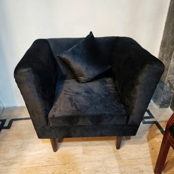 1 Seater luxury Comfortable Zikzak Sofa with Cusion